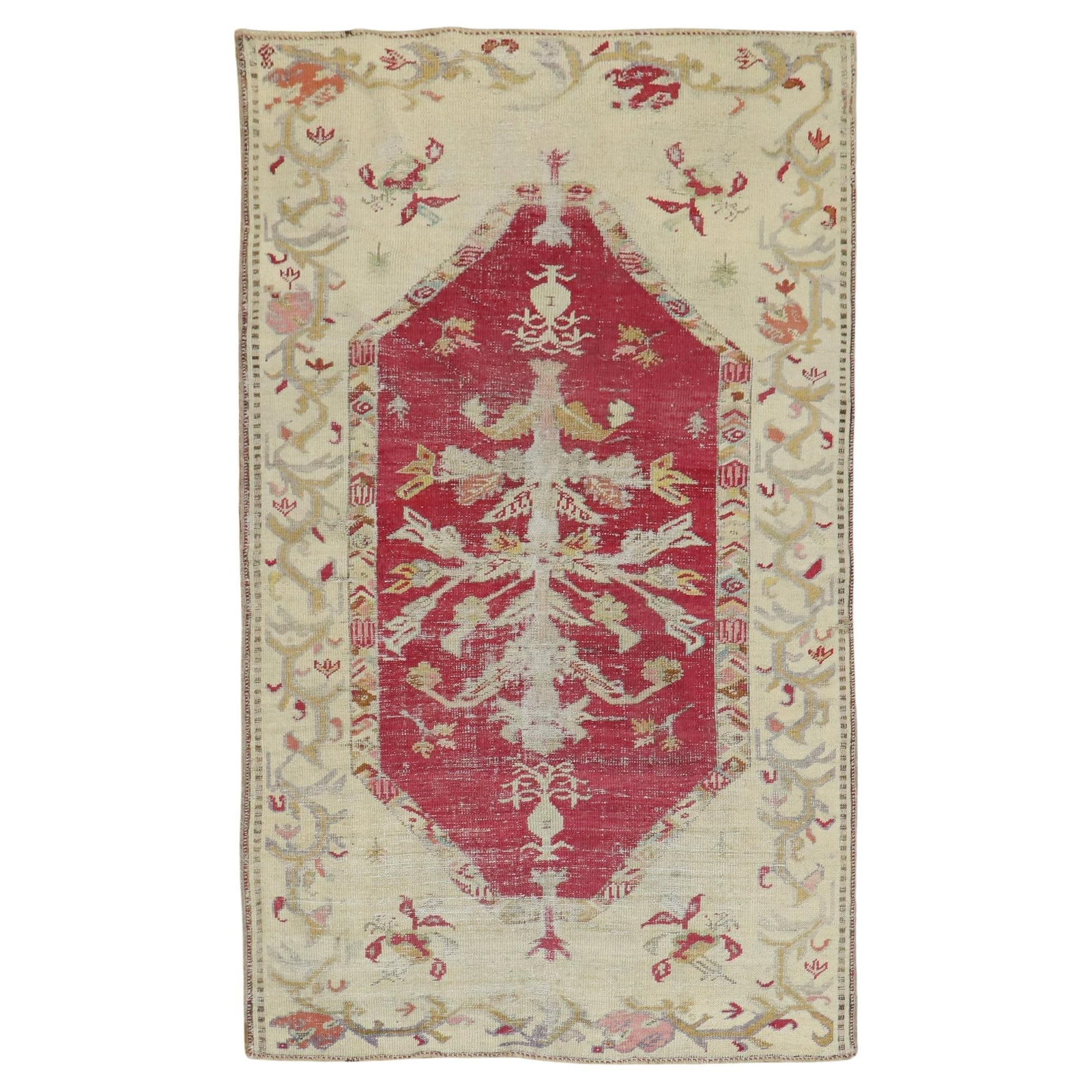 Late 19th Century Turkish Ghiordes Wool Hand-Knotted Rug: Late 19th Century Turkish Ghiordes Wool Hand-Knotted Rug Discover the beauty of this late 19th century Turkish Ghiordes rug, an exquisite addition to any home. Measuring 46 inches in width and 72 inch