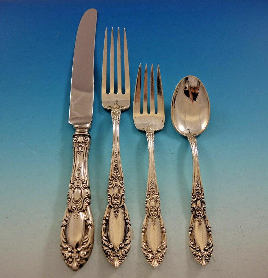 Towle King Richard Sterling Silver 4-Piece Dinner Setting: Towle King Richard Sterling Silver 4-Piece Dinner Setting Enhance your dining experience with this exquisite 4-piece dinner size place setting from the King Richard pattern by Towle. Crafted from high