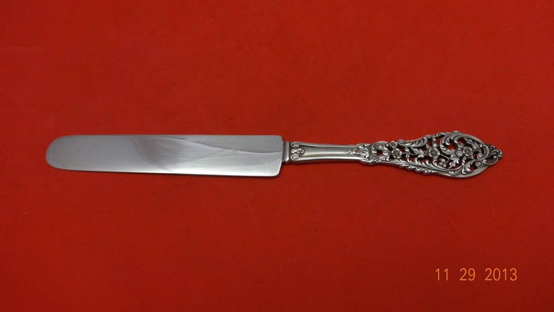Dominick & Haff Trianon Pierced Sterling Silver Dessert Knife 8 Inch: Dominick & Haff Trianon Pierced Sterling Silver Dessert Knife 8 Inch This exquisite dessert knife features a Trianon Pierced pattern by Dominick & Haff, crafted from high-quality sterling silver. With