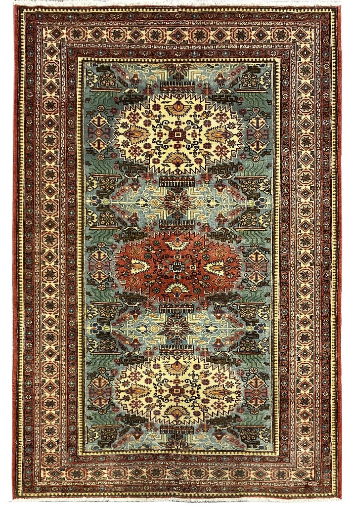 Handcrafted 4'9 x 7' Persian Ardebil Rug Wool Shiraz Design Iran: Handcrafted 4'9 x 7' Persian Ardebil Rug Wool Shiraz Design Iran Free continental US Shipping Discover the timeless elegance of the Beautiful Persian Ardebil Rug, a handcrafted masterpiece originating