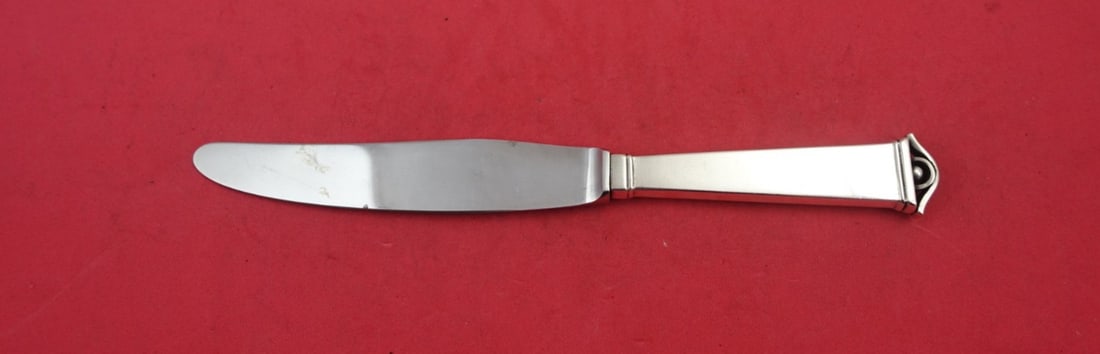 Peter Hertz Vendome Sterling Silver Knife 8": Peter Hertz Vendome Sterling Silver Knife 8" Introducing the Vendome pattern knife by Peter Hertz, crafted from high-quality sterling silver. This regular knife measures 8 inches and features a classi