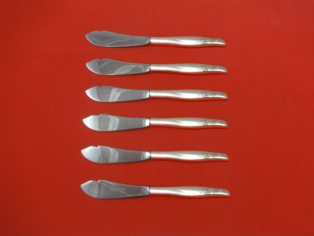 Gorham Sea Rose Sterling Silver 6pc Trout Knife Set Custom Made 7.5": Gorham Sea Rose Sterling Silver 6pc Trout Knife Set Custom Made 7.5" This exquisite 6-piece trout knife set, crafted in the elegant Sea Rose pattern by Gorham, features sterling silver hollow handles 