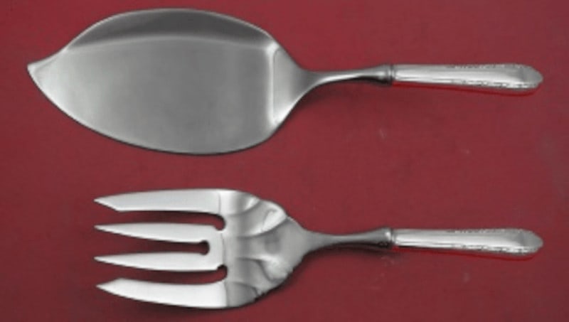 Sterling Silver Moonglow Fish Serving Set Two Piece Custom Hollow Handle: Sterling Silver Moonglow Fish Serving Set Two Piece Custom Hollow Handle This is a custom-made two-piece salmon serving set in the Moonglow pattern by International, crafted with sterling silver hollo