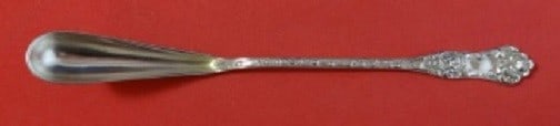 Rare Shiebler Sterling Silver 7 1/8 American Beauty Marrow Scoop: Rare Shiebler Sterling Silver 7 1/8 American Beauty Marrow Scoop This very rare 7 1/8" marrow scoop is a stunning piece from the renowned Shiebler brand, crafted in sterling silver. It features the ex