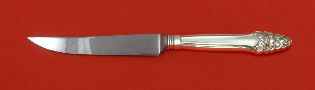 Gorham Sovereign Old Sterling Silver Steak Knife Custom Serrated 8.5": Gorham Sovereign Old Sterling Silver Steak Knife Custom Serrated 8.5" This exquisite steak knife features the classic Sovereign Old pattern by Gorham, crafted from high-quality sterling silver. The kn