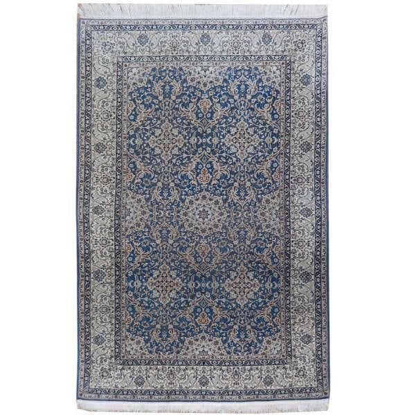 5.2 x 8 Persian Nain 6 La Rug Super Fine Wool Silk 500 KPSI: 5.2 x 8 Persian Nain 6 La Rug Super Fine Wool Silk 500 KPSI Free continental US Shipping Elevate your space with this exquisite 5.2 x 8 Persian Nain 6 La Rug, crafted from super fine wool and silk. Kn