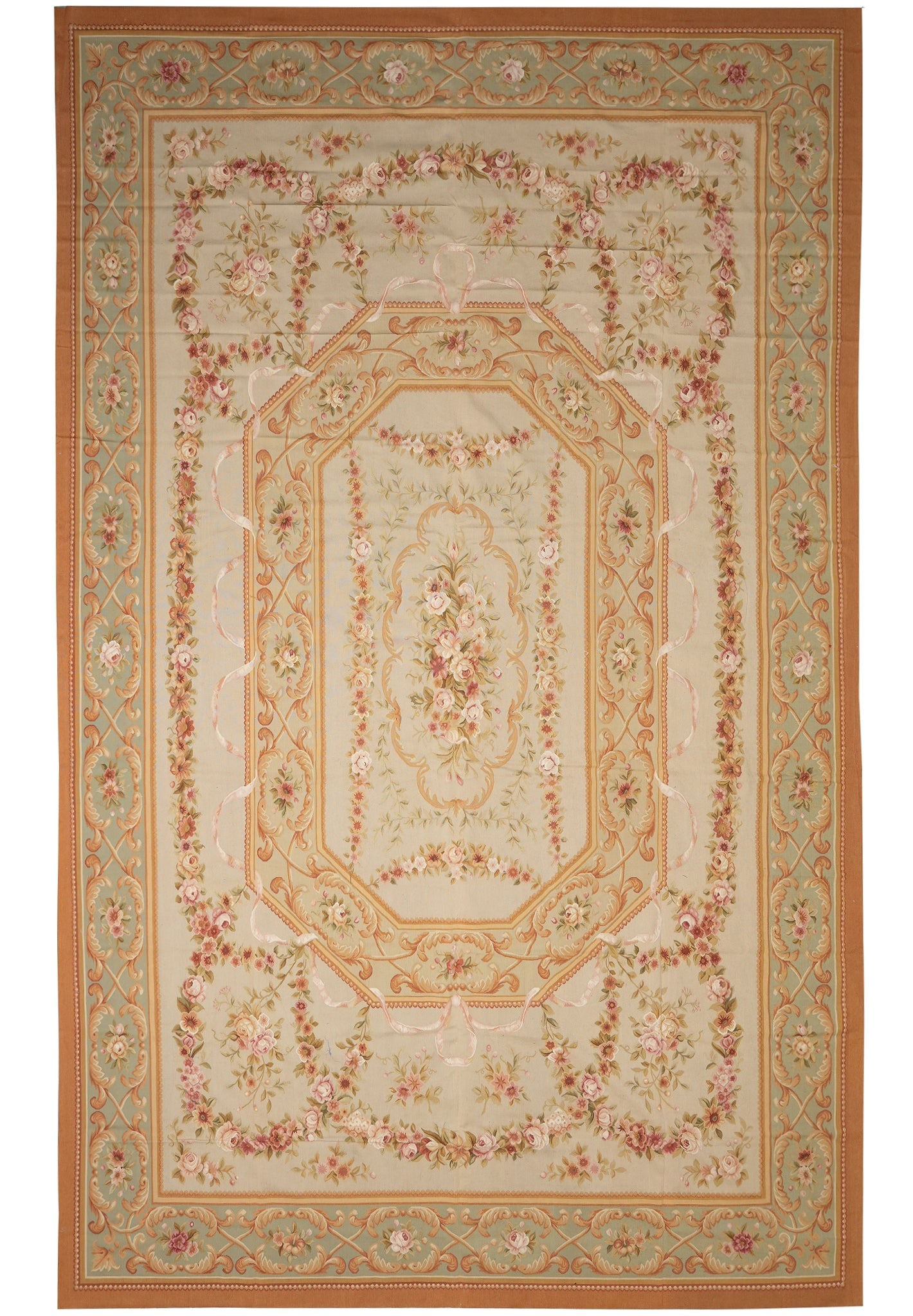 12 x 18 Handmade Flat-Weave Aubusson Style Rug Neutral Floral Medallion: 12 x 18 Handmade Flat-Weave Aubusson Style Rug Neutral Floral Medallion Free continental US Shipping This 12 x 18 Fine Flat Aubusson Weave Rug offers a refined neutral look with an elegant floral