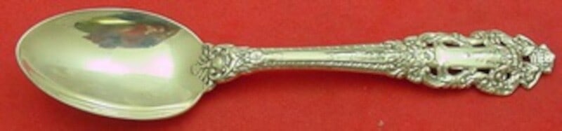 Gorham Crown Baroque Sterling Silver Teaspoon 6 1/8: Gorham Crown Baroque Sterling Silver Teaspoon 6 1/8 Elevate your dining experience with this exquisite Crown Baroque teaspoon by Gorham. Crafted from high-quality sterling silver, this spoon measures 