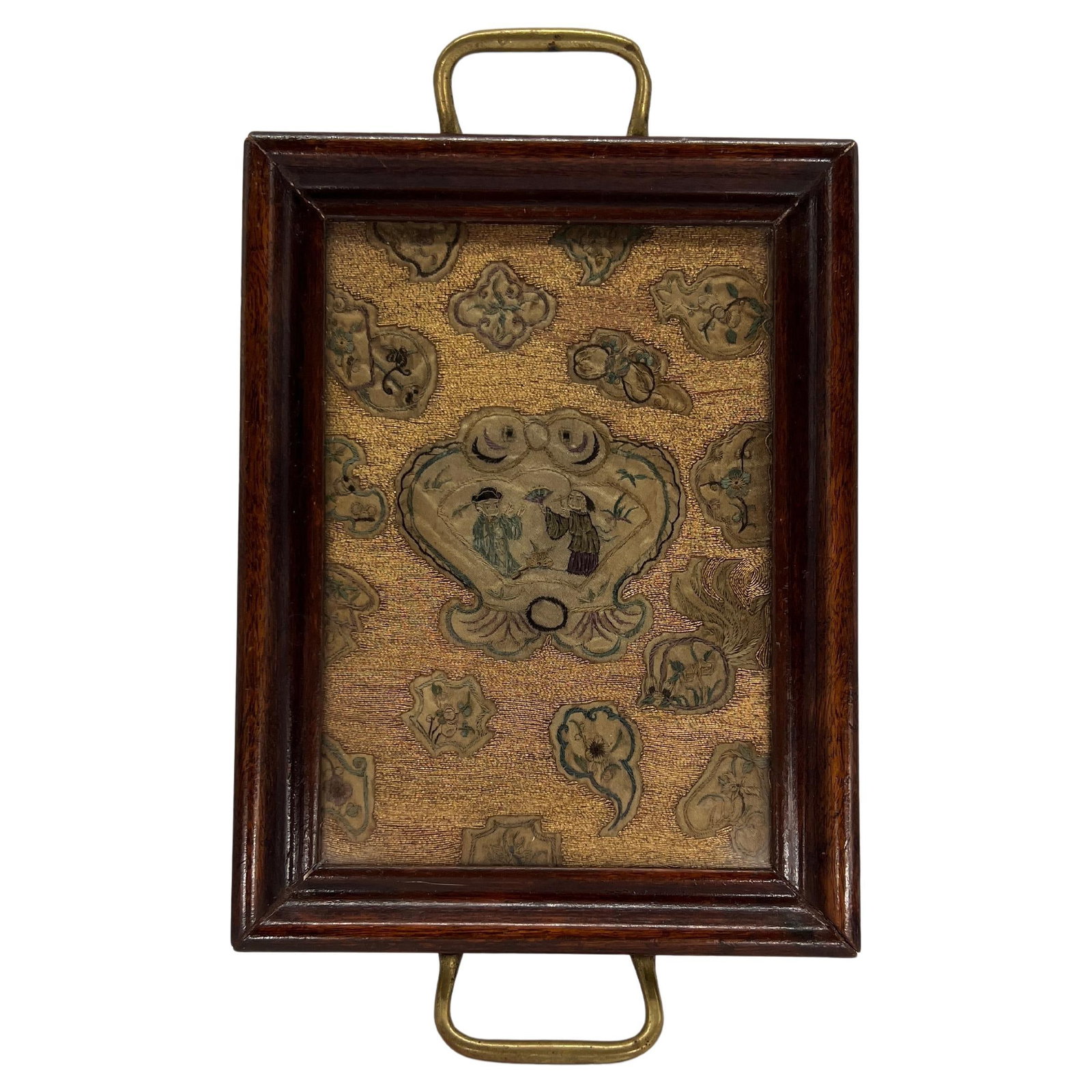 Georgian Era Tray with Chinese Gold Thread Embroidery 18th Century: Georgian Era Tray with Chinese Gold Thread Embroidery 18th Century This exquisite Georgian-era tray showcases a stunning panel of intricate Chinese gold thread embroidery, making it a luxurious center