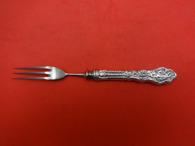 Gorham Versailles Sterling Silver Game Fork 7 1/4 Rare Carbon Tines: Gorham Versailles Sterling Silver Game Fork 7 1/4 Rare Carbon Tines This exquisite game fork, crafted by Gorham in the elegant Versailles pattern, features a sterling silver hollow handle complemented
