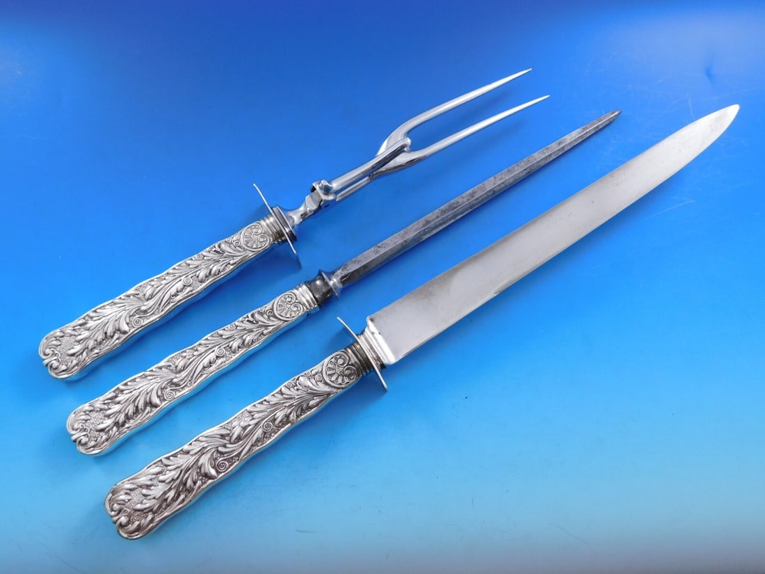 Gorham Saint Cloud Sterling Silver 3-Piece Roast Carving Set: Gorham Saint Cloud Sterling Silver 3-Piece Roast Carving Set This exquisite 3-piece roast carving set by Gorham features the elegant Saint Cloud pattern, crafted from sterling silver with hollow handl