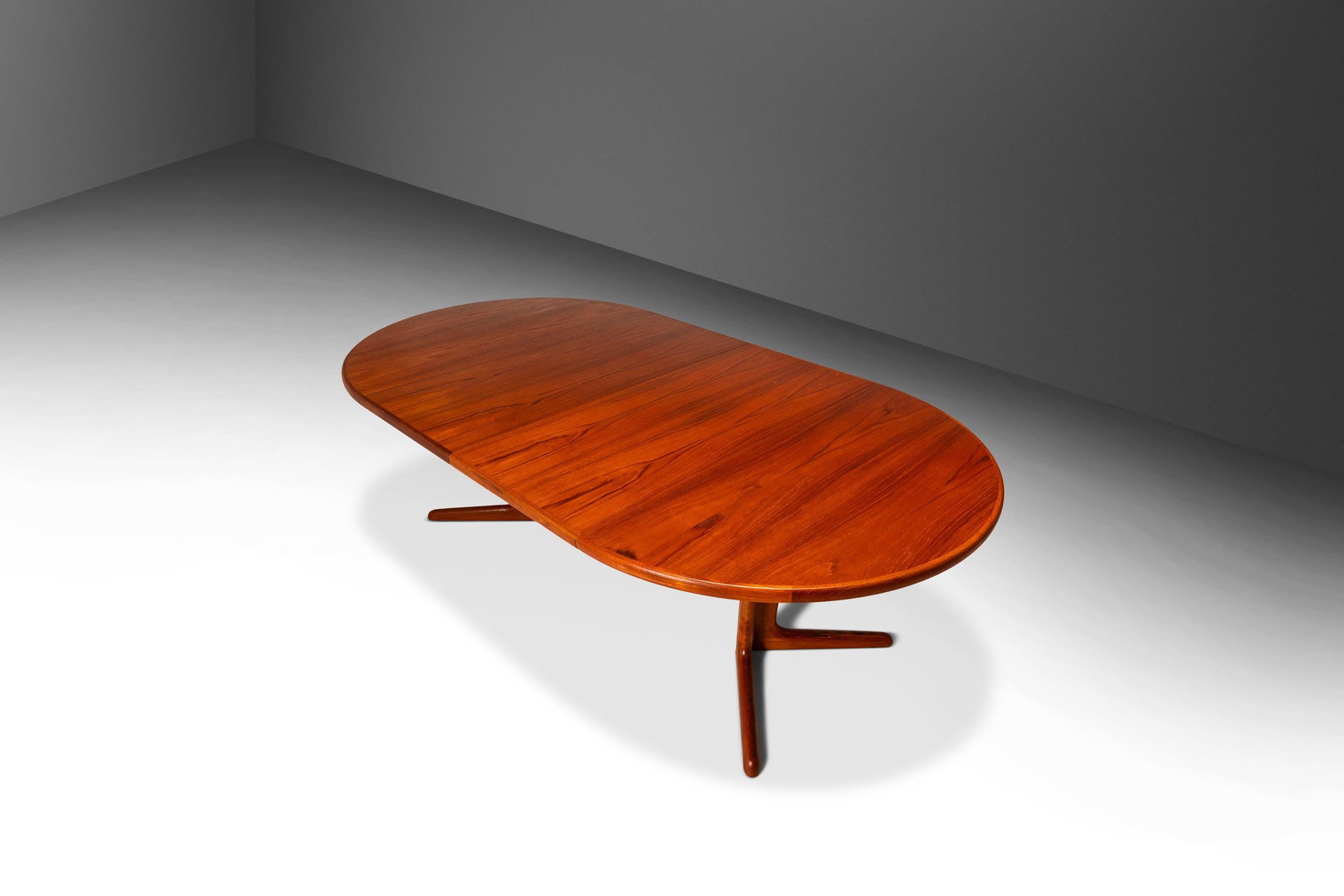 Skovby Mobelfabrik teak dining table with 2 leaves Denmark 1970s (1 of 17)