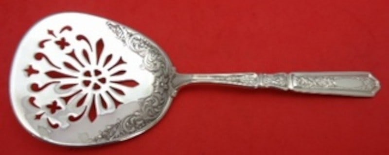 Sterling Silver Tomato Server Saint Dunstan Pattern by Gorham 7 7/8 Inch: Sterling Silver Tomato Server Saint Dunstan Pattern by Gorham 7 7/8 Inch This is a Gorham sterling silver tomato server in the Saint Dunstan Chased pattern. The piece measures 7 7/8 inches in length, 