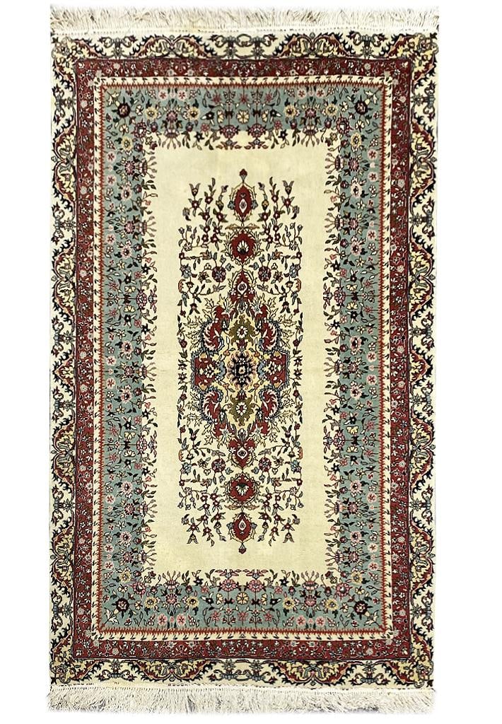 Persian Kerman Hand Knotted Wool Rug 61 x 106 Inch Floral Geometric Design: Persian Kerman Hand Knotted Wool Rug 61 x 106 Inch Floral Geometric Design Free continental US Shipping Enhance your home with this exquisite 5.1 x 8.10 Persian Kerman Rug, a perfect blend of luxury a