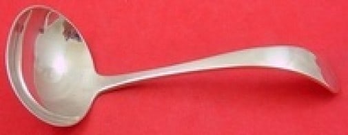 Stieff Betsy Patterson Sterling Silver Gravy Ladle 6.5": Stieff Betsy Patterson Sterling Silver Gravy Ladle 6.5" This elegant gravy ladle features the Betsy Patterson pattern by Stieff, crafted from high-quality sterling silver. Measuring 6 1/2" in length, 