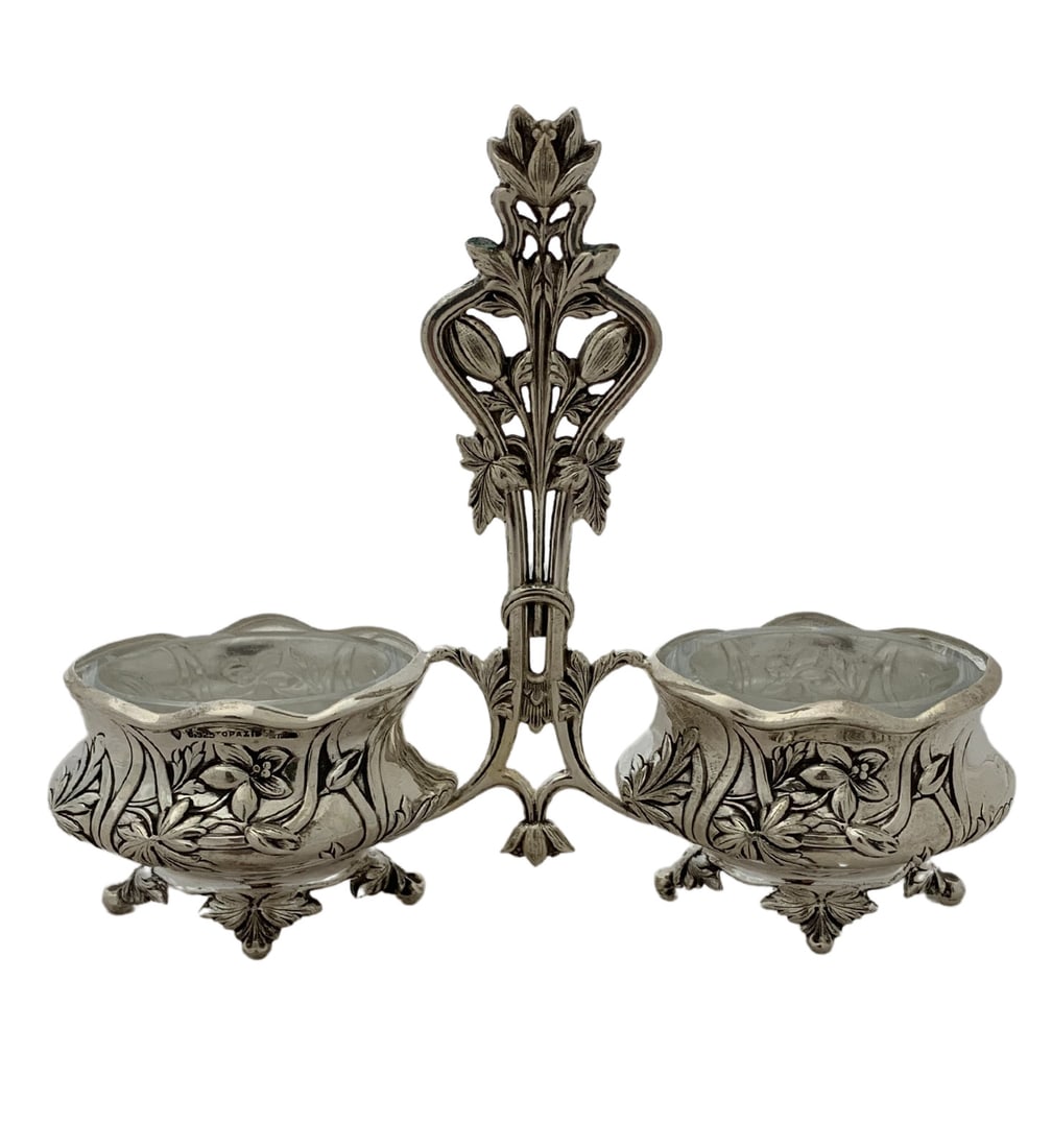 Topazio 925 Sterling Silver Floral Double Salt Holder Handmade in Portugal: Topazio 925 Sterling Silver Floral Double Salt Holder Handmade in Portugal This exquisite double salt holder is crafted from fine Topazio 925 sterling silver and features a stunning glass insert. Hand