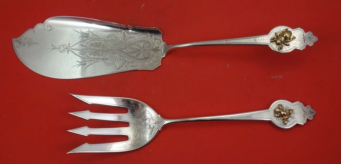 Gorham Applied Metals Sterling Silver 2pc Fish Serving Set Gold Spider Frog: Gorham Applied Metals Sterling Silver 2pc Fish Serving Set Gold Spider Frog This exquisite 2-piece fish serving set from Gorham features a stunning applied metals design, making it a perfect addition 
