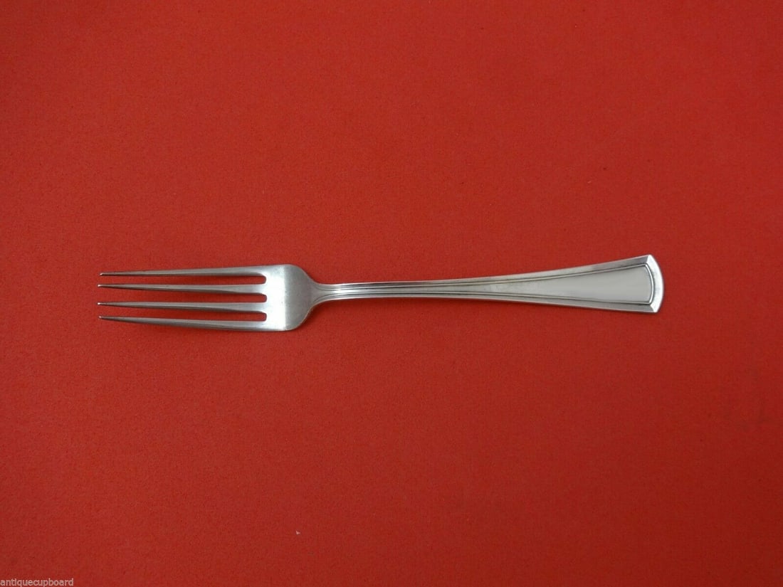 Dominick & Haff Virginia Sterling Silver Regular Fork 7 1/8 Inches: Dominick & Haff Virginia Sterling Silver Regular Fork 7 1/8 Inches This exquisite regular fork is part of the Virginia pattern by Dominick & Haff, crafted from high-quality sterling silver. Measuring 