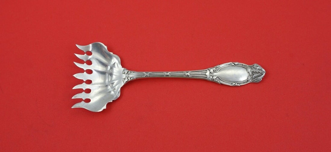 Abbottsford Sterling Silver Sardine Fork by International 5 1/4": Abbottsford Sterling Silver Sardine Fork by International 5 1/4" This exquisite sterling silver sardine fork features the elegant Abbottsford pattern by International, a classic design that adds sophi