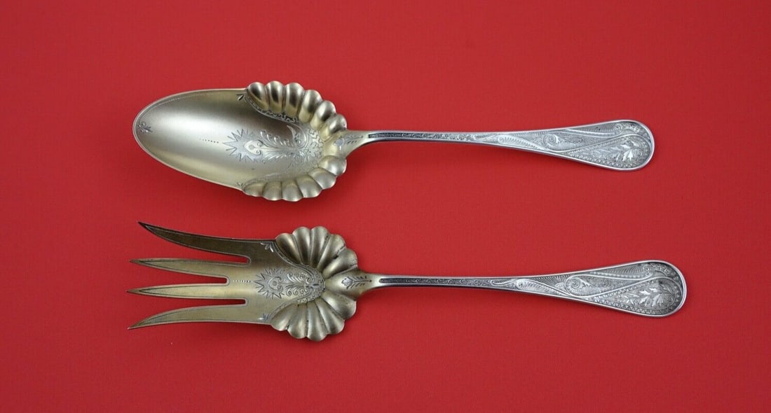 Wood & Hughes Cashmere Sterling Salad Serving Set Gold Wash 8 3/4": Wood & Hughes Cashmere Sterling Salad Serving Set Gold Wash 8 3/4" Discover the elegance of the Cashmere Salad Serving Set by Wood & Hughes, a stunning addition to any dining collection. Crafted from 