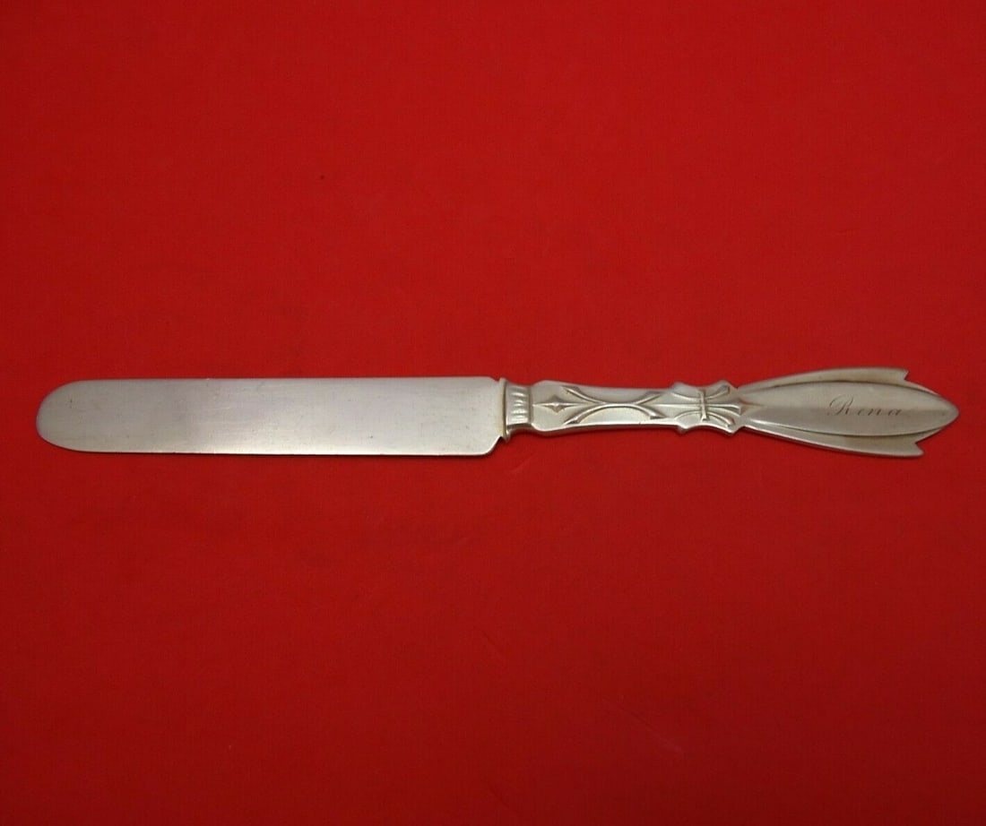Coles-Shiebler Palace Sterling Silver Regular Knife 7.5" Flat Handle: Coles-Shiebler Palace Sterling Silver Regular Knife 7.5" Flat Handle This exquisite knife features a flat handle design and is part of the Palace pattern by Coles-Shiebler. Crafted from high-quality s