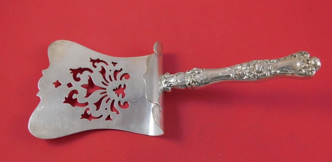 Rare Shiebler American Beauty Sterling Silver Asparagus Server 9.5": Rare Shiebler American Beauty Sterling Silver Asparagus Server 9.5" Presenting the rare American Beauty Asparagus Server by Shiebler, crafted from high-quality sterling silver. This hollow handle serv
