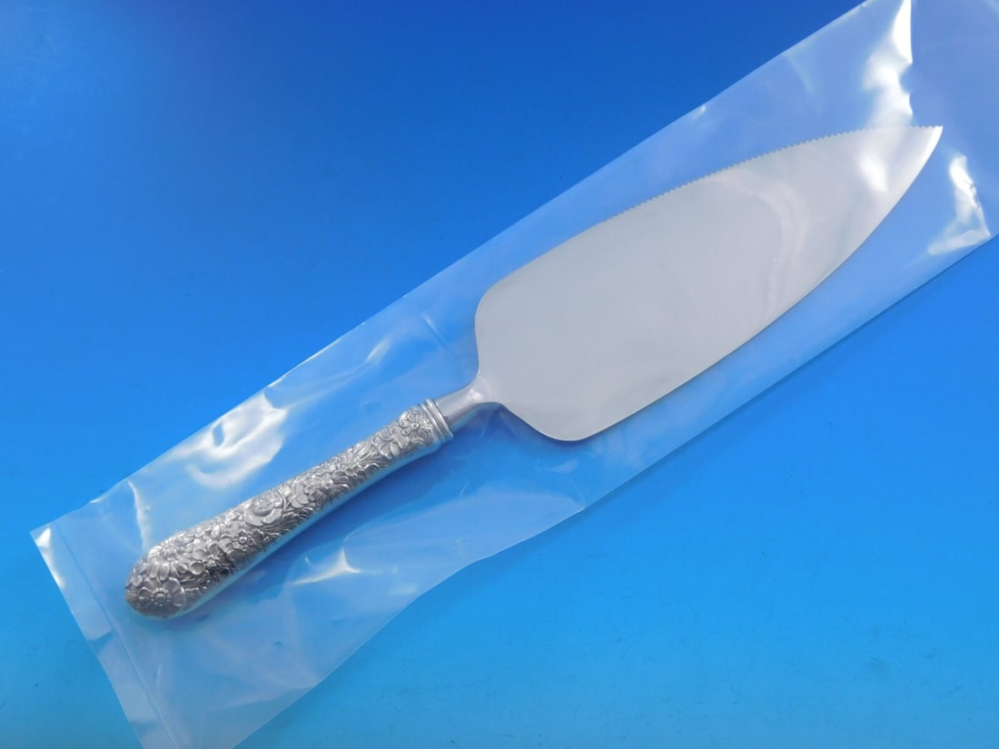 Alvin Bridal Bouquet Sterling Silver Cake Server Custom 10 1/4 Inch: Alvin Bridal Bouquet Sterling Silver Cake Server Custom 10 1/4 Inch This exquisite cake server features the Bridal Bouquet pattern by Alvin, crafted from high-quality sterling silver with a stainless 