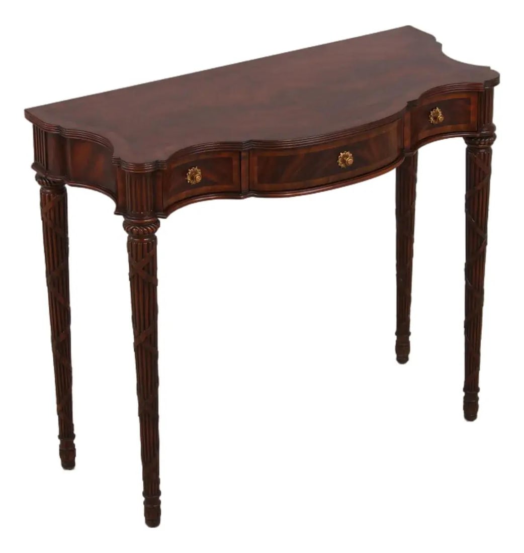 Federal Style Mahogany Console Table with Scalloped Front and Brass Hardware (1 of 10)