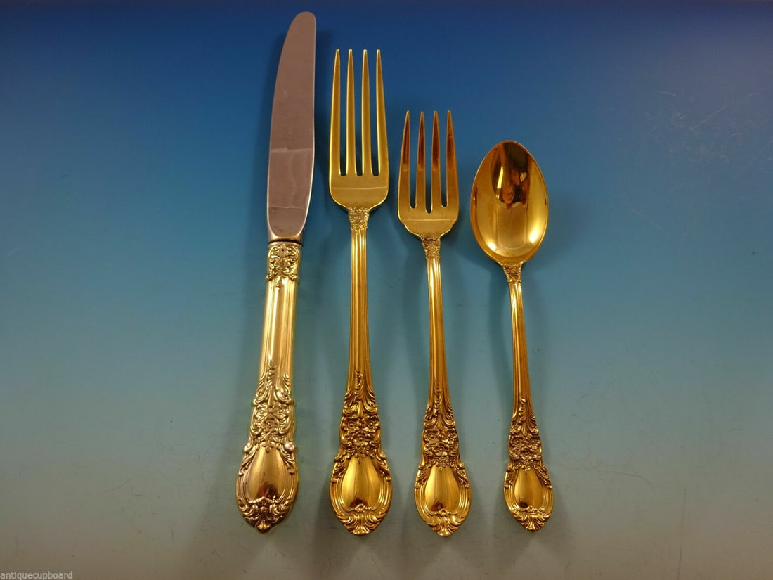 Lunt American Victorian Vermeil Sterling Silver 4-Piece Place Setting: Lunt American Victorian Vermeil Sterling Silver 4-Piece Place Setting This exquisite 4-piece regular size place setting features the elegant American Victorian Vermeil pattern by Lunt, crafted from hi