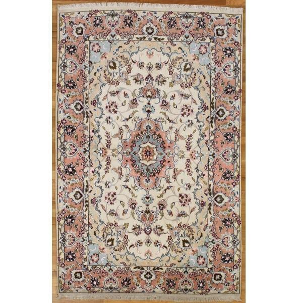 Fine Quality Persian Tabriz Rug 4.6 x 7 Wool Silk: Fine Quality Persian Tabriz Rug 4.6 x 7 Wool Silk Free continental US Shipping Discover the exquisite craftsmanship of this fine quality Persian Tabriz rug, measuring 4.6 x 7 feet. Made from a luxurio