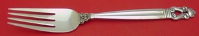 Georg Jensen Acorn Sterling Silver Dinner Fork 7 3/4 GI/GJ Mark: Georg Jensen Acorn Sterling Silver Dinner Fork 7 3/4 GI/GJ Mark This exquisite dinner fork from the Acorn pattern by Georg Jensen is crafted from high-quality sterling silver. Measuring 7 3/4" in leng