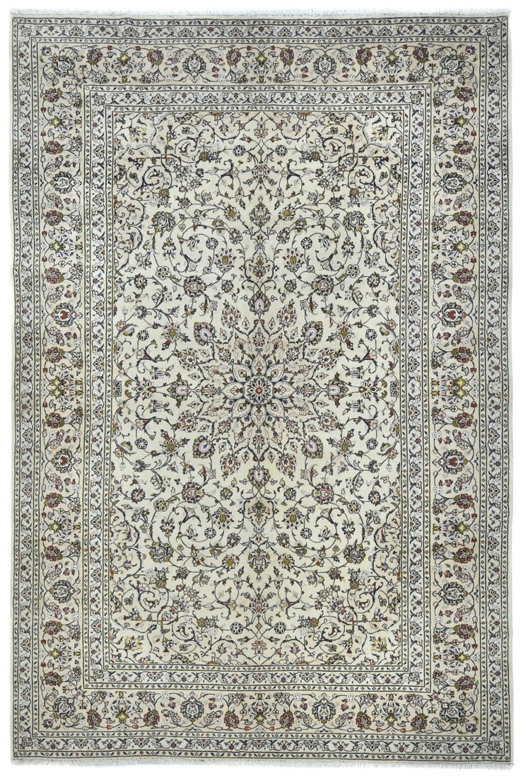 Vintage Hand-Knotted Wool Floral Area Rug 8x12 ft: Vintage Hand-Knotted Wool Floral Area Rug 8x12 ft This stunning vintage hand-knotted wool Oriental rug is a perfect addition to any living space, featuring a beautiful cream floral design with accents