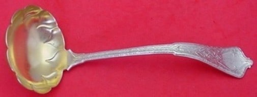 Tiffany & Co Persian Sterling Silver Gravy Ladle Gold Washed Fluted 7.25": Tiffany & Co Persian Sterling Silver Gravy Ladle Gold Washed Fluted 7.25" This exquisite gravy ladle, crafted by Tiffany & Co., features the elegant Persian pattern and is made of high-quality sterlin