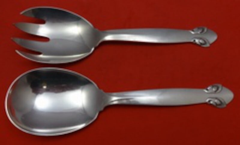 Georg Jensen Bittersweet Sterling Silver Salad Serving Set 2pc 9 Inch: Georg Jensen Bittersweet Sterling Silver Salad Serving Set 2pc 9 Inch Enhance your dining experience with the elegant Bittersweet Salad Serving Set by Georg Jensen, crafted from high-quality sterling 