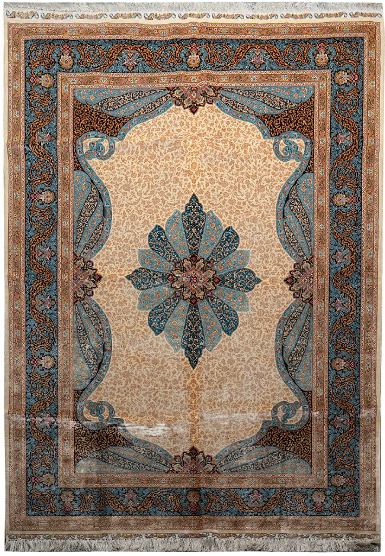 Tabriz Handmade Silk Rug 6 x 9 Floral Medallion Persian Design: Tabriz Handmade Silk Rug 6 x 9 Floral Medallion Persian Design Free continental US Shipping This 6 x 9 Tabriz Silk Handmade Floral Medallion Rug is hand-knotted by skilled artisans using premium silk.