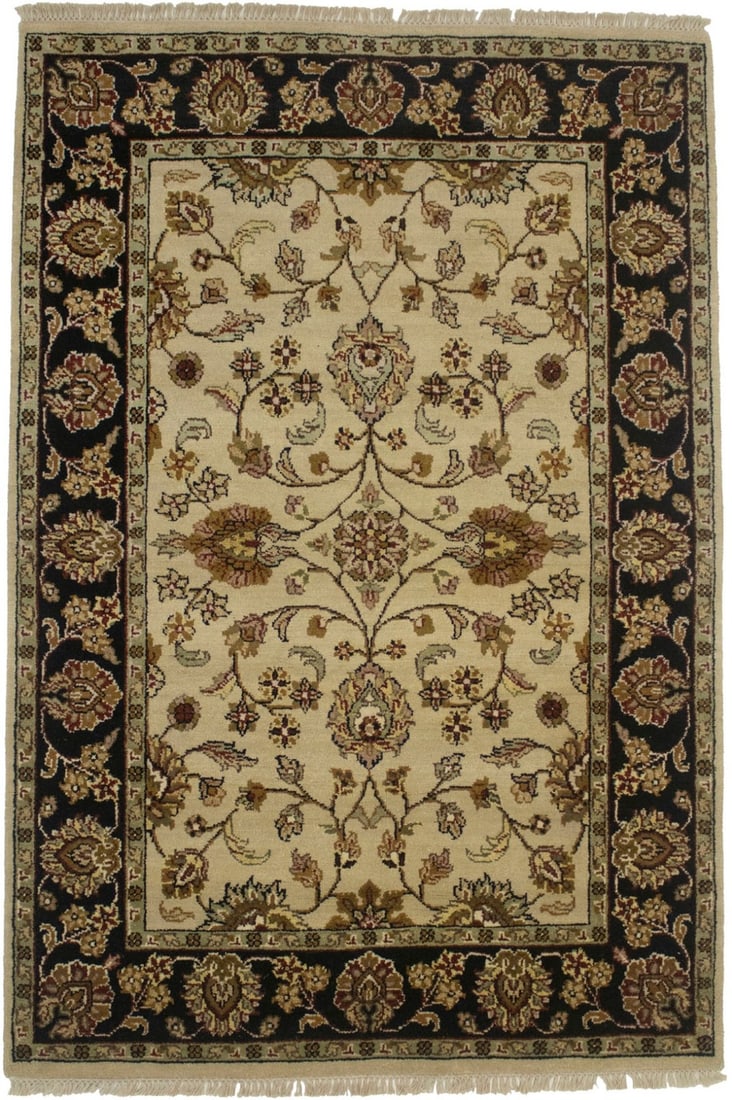 Hand-Knotted Wool Floral Area Rug 4'1 x 6'1 Entryway Accent: Hand-Knotted Wool Floral Area Rug 4'1 x 6'1 Entryway Accent This hand-knotted area rug features a classic floral oriental pattern with a blend of cream, charcoal, red, light olive, and khaki colors. C