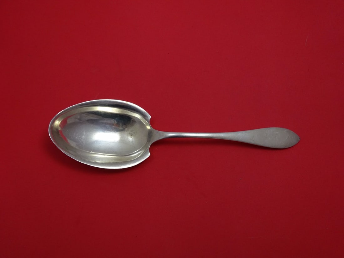 Towle Sterling Silver Lafayette Berry Spoon 10 Inch Serving Spoon (1 of 1)
