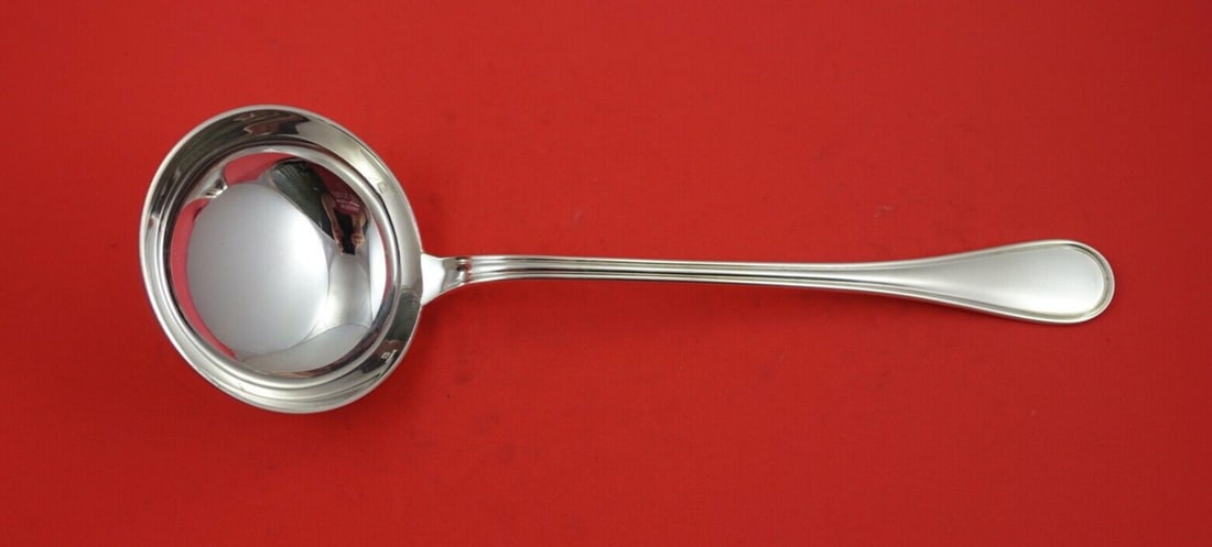 Christofle Aria Silverplate Soup Ladle 11.5 Inch: Christofle Aria Silverplate Soup Ladle 11.5 Inch This exquisite soup ladle from the renowned Aria pattern by Christofle features a sleek design and is crafted from high-quality silverplate. Measuring 