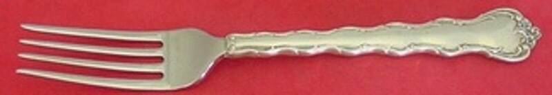 Reed and Barton Rose Arbor Sterling Silver Fork 7 5/8: Reed and Barton Rose Arbor Sterling Silver Fork 7 5/8 This exquisite flatware piece features the elegant Rose Arbor pattern by Reed and Barton. Crafted from high-quality sterling silver, this regular 