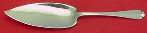Tiffany & Co Flemish Sterling Silver Fish Server 11 3/8 Inch: Tiffany & Co Flemish Sterling Silver Fish Server 11 3/8 Inch This exquisite fish server from the renowned Flemish pattern by Tiffany & Co. features a stunning design crafted from high-quality sterling