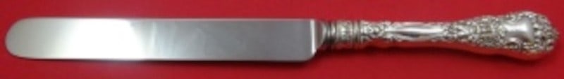 Dominick and Haff Renaissance Sterling Silver Dinner Knife 10in Blunt Blade: Dominick and Haff Renaissance Sterling Silver Dinner Knife 10in Blunt Blade Sterling silver dinner knife in the Renaissance pattern by Dominick & Haff. It features a blunt design with a stainless blad