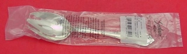 Gorham Rose Tiara Sterling Silver Pierced Serving Spoon 8 1/2 Original: Gorham Rose Tiara Sterling Silver Pierced Serving Spoon 8 1/2 Original Sterling silver serving spoon in the Rose Tiara pattern by Gorham, featuring a pierced design and measuring 8 1/2 inches. It is n