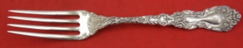 Gorham Imperial Chrysanthemum Sterling Silver Fork 6.75": Gorham Imperial Chrysanthemum Sterling Silver Fork 6.75" This exquisite 6 3/4" regular fork features the elegant Imperial Chrysanthemum pattern by Gorham, crafted in sterling silver. Dating back to 18