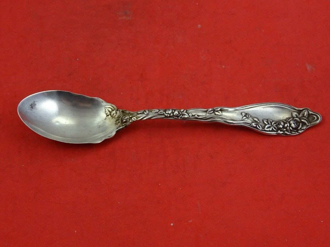 International Sterling Silver Mille Fleurs Melon Spoon 5 7/8" Antique (1 of 2)