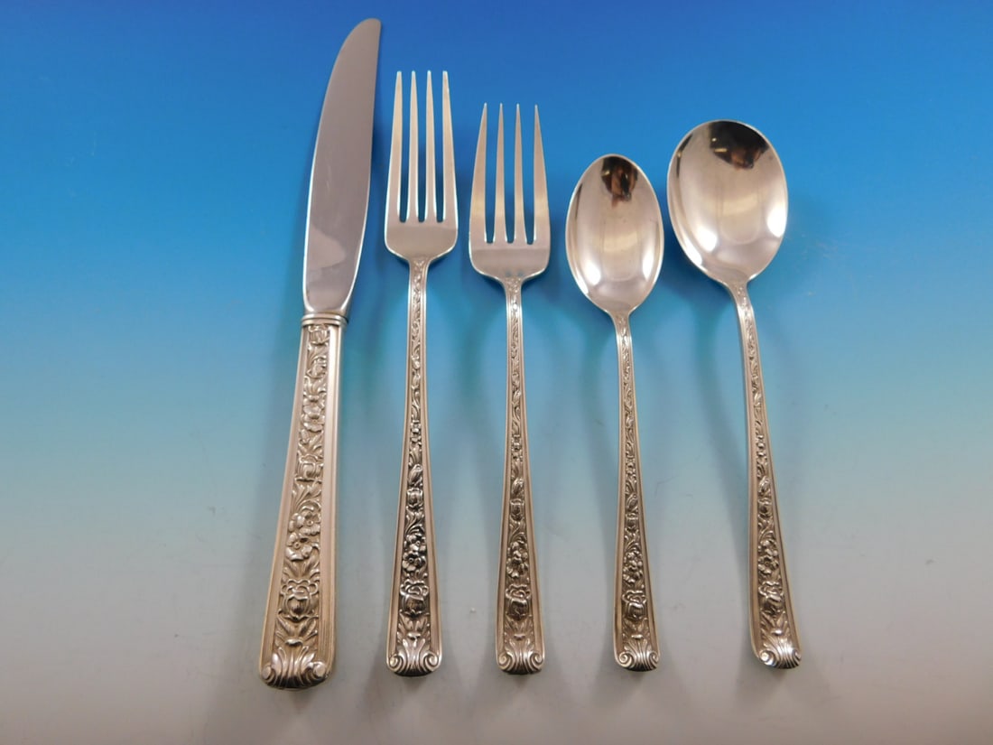 Watson Windsor Rose Sterling Silver Flatware Set for 6 with 33 Pieces and Towle Caddy: Watson Windsor Rose Sterling Silver Flatware Set for 6 with 33 Pieces and Towle Caddy This exquisite Windsor Rose flatware set by Watson features a stunning design and includes 33 pieces, perfect for 