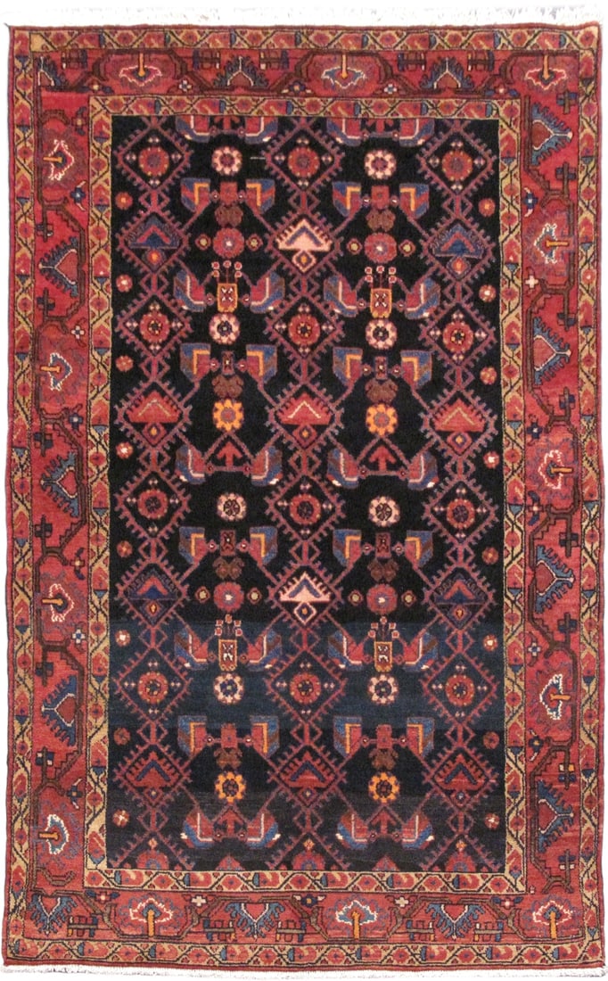 4'4" x 7' Brownish Red Handwoven Persian Hamadan Area Rug: 4'4" x 7' Brownish Red Handwoven Persian Hamadan Area Rug Free continental US Shipping Introducing the 4' 4" x 7' Brownish Red Persian Hamadan Rug, a captivating blend of traditional craftsmanship and