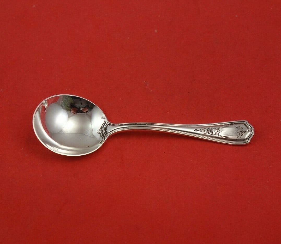 Reed & Barton Hepplewhite Chased Sterling Silver Cream Soup Spoon 5 3/4" (1 of 3)
