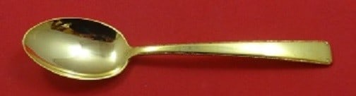 Towle Old Lace Vermeil Sterling Silver Teaspoon 6 Inch Gold Finish: Towle Old Lace Vermeil Sterling Silver Teaspoon 6 Inch Gold Finish This exquisite Old Lace Vermeil teaspoon by Towle is a beautiful addition to any silverware collection. Crafted from high-quality ste