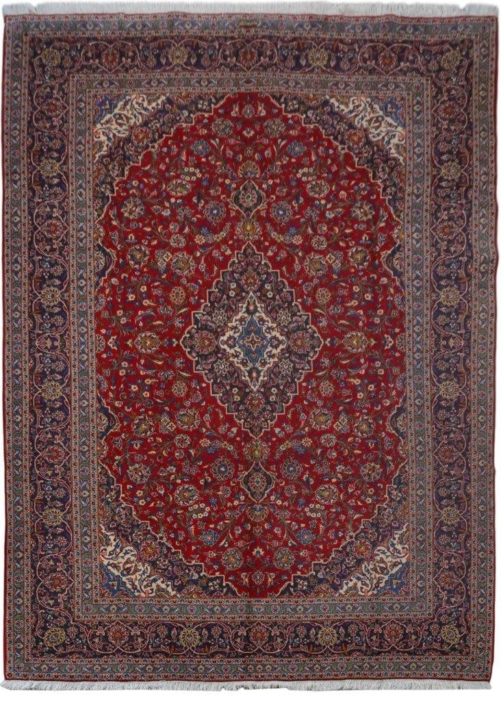 10'2 x 14'1 Red Classic Persian Kashan Rug Handcrafted Signed: 10'2 x 14'1 Red Classic Persian Kashan Rug Handcrafted Signed Free continental US Shipping Enhance your living space with the timeless elegance of this Red Classic Persian Signed Kashan Rug. Handcraft
