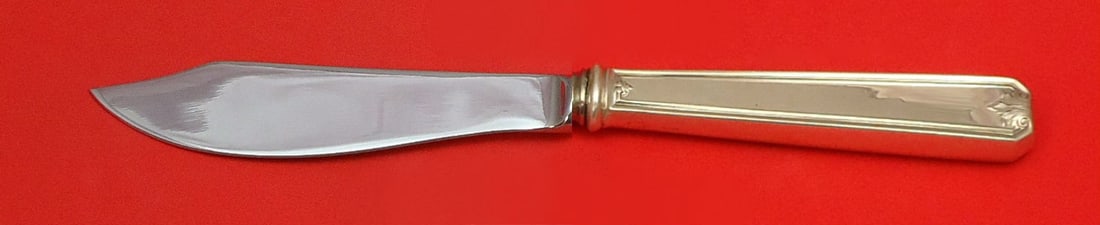 Whiting Lady Baltimore Sterling Silver Fish Knife Custom 8 1/4: Whiting Lady Baltimore Sterling Silver Fish Knife Custom 8 1/4 Whiting Lady Baltimore individual fish knife with a sterling silver hollow handle and stainless blade. Made in the United States, this po